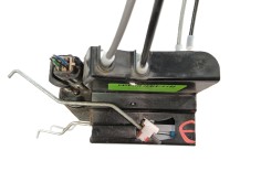 Recambio de cerradura puerta delantera derecha para ssangyong rodius i 2.7 xdi referencia OEM IAM 7122021004   2