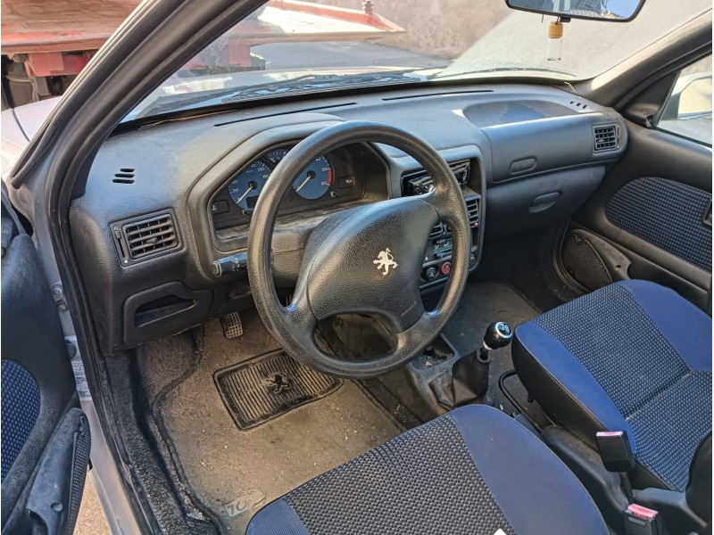 peugeot 106 ii (1a_, 1c_) del año 2002
