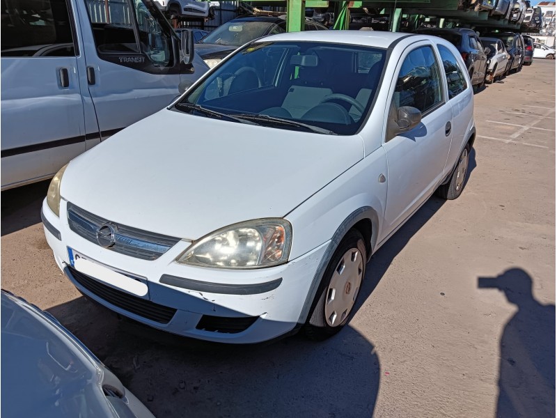 opel corsa c (x01) del año 2004