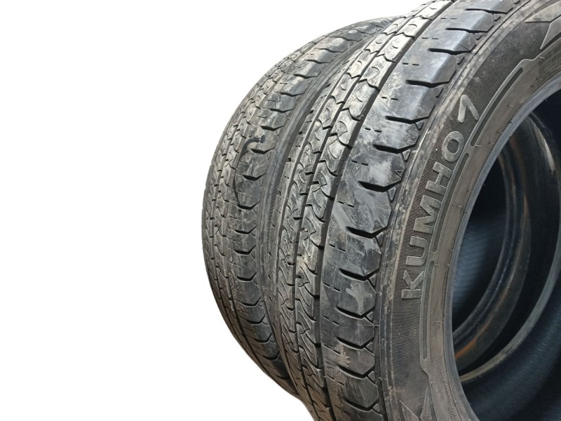 Recambio de neumatico para » otros... modelos referencia OEM IAM 195/60 R16 C 99/97H 2 KUMHO