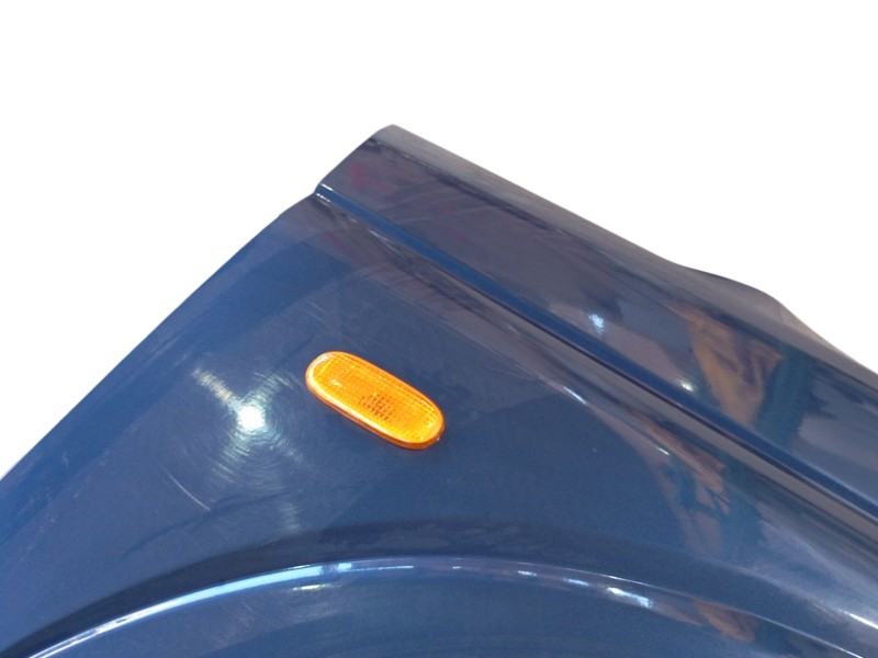 Recambio de aleta delantera derecha para ssangyong rodius i 2.7 xdi referencia OEM IAM 5182121000  