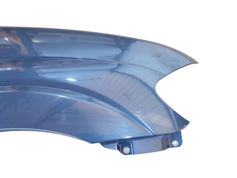 Recambio de aleta delantera derecha para ssangyong rodius i 2.7 xdi referencia OEM IAM 5182121000  