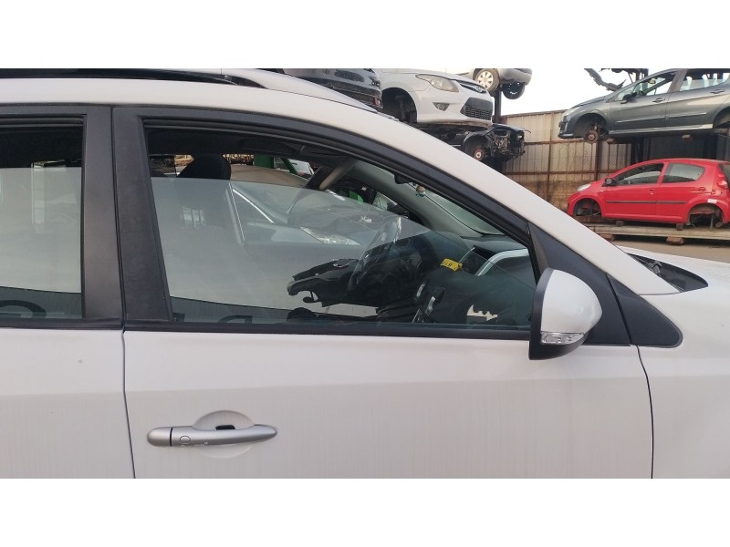 Recambio de elevalunas delantero derecho para renault koleos i (hy_) 2.0 dci (hy0k) referencia OEM IAM 807207736R  