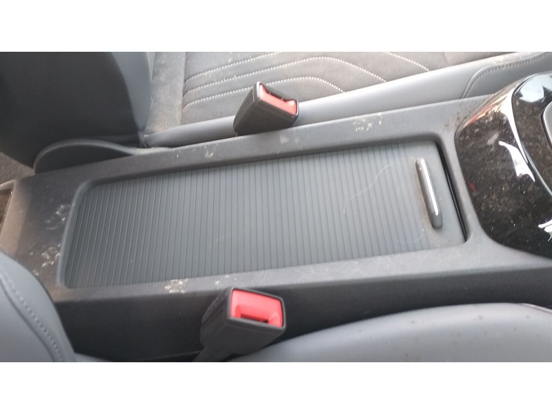 Recambio de enganche cinturon delantero derecho para volkswagen id.4 (e21) pro eléctrico referencia OEM IAM   