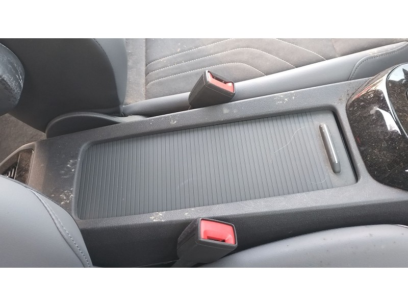 Recambio de enganche cinturon delantero izquierdo para volkswagen id.4 (e21) pro eléctrico referencia OEM IAM   