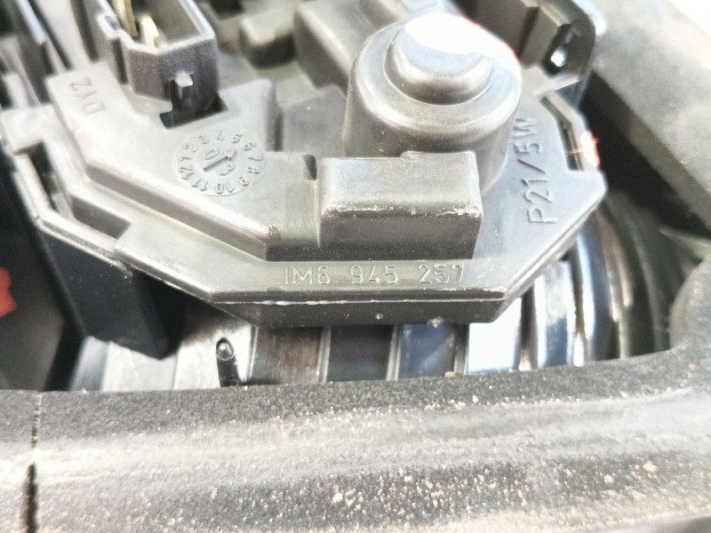 Recambio de piloto trasero izquierdo para seat leon (1m1) 1.6 16 v referencia OEM IAM 1M694511101C  