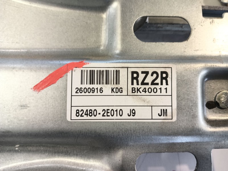 Recambio de elevalunas delantero derecho para hyundai tucson (jm) 2.0 crdi referencia OEM IAM 824062E000  