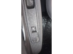 Recambio de mando elevalunas delantero derecho para dacia sandero iii 1.0 tce 90 referencia OEM IAM 254118044R  