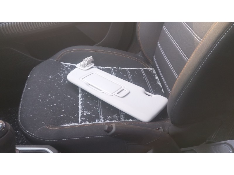 Recambio de parasol izquierdo para dacia sandero iii 1.0 tce 90 referencia OEM IAM 964016722R  