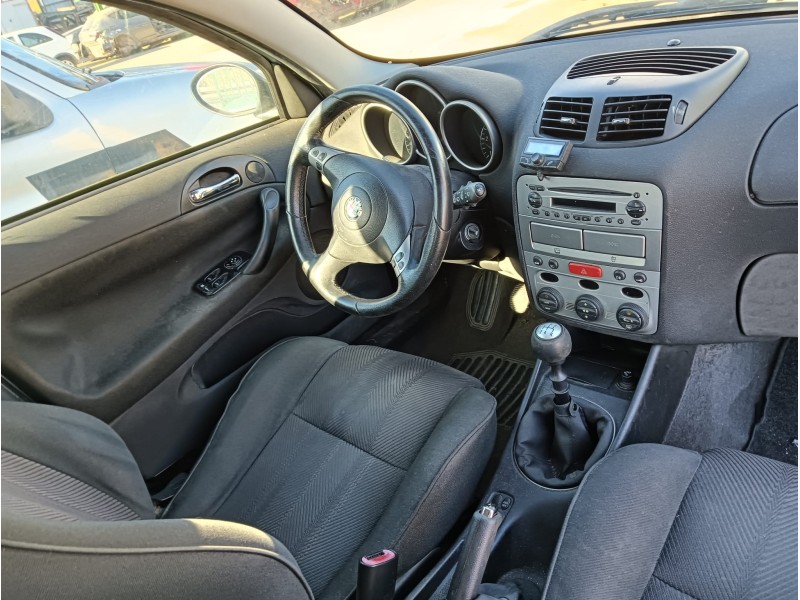 alfa romeo 147 (937_) del año 2004