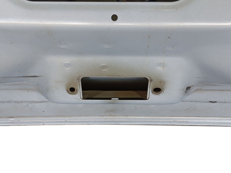 Recambio de porton trasero para nissan qashqai i (j10, nj10) 1.6 referencia OEM IAM K0100BR0MB  