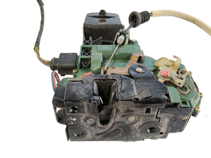 Recambio de cerradura puerta delantera derecha para seat leon (1m1) 1.6 16 v referencia OEM IAM 3B1837016C  