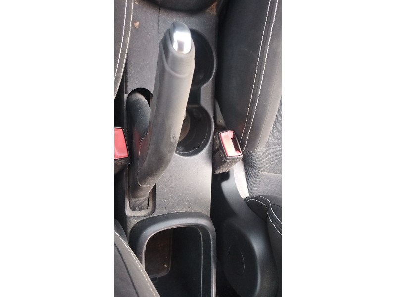 Recambio de enganche cinturon delantero izquierdo para fiat 500l (351_, 352_) 1.4 (199lyb1b) referencia OEM IAM   