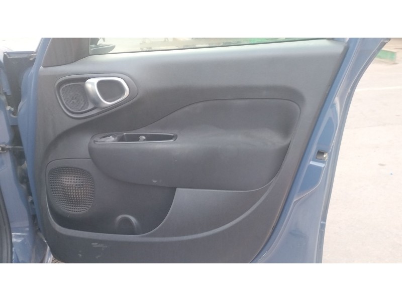 Recambio de guarnecido puerta delantera derecha para fiat 500l (351_, 352_) 1.4 (199lyb1b) referencia OEM IAM   