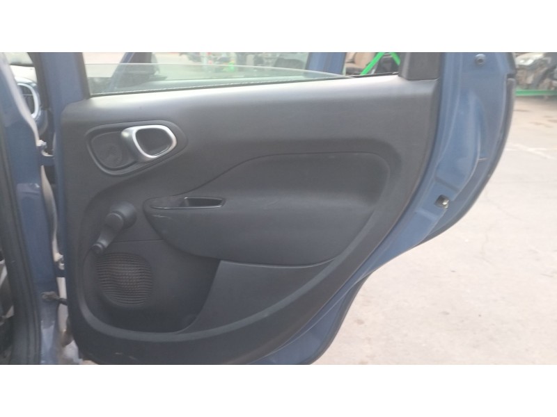 Recambio de guarnecido puerta trasera derecha para fiat 500l (351_, 352_) 1.4 (199lyb1b) referencia OEM IAM   