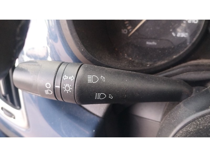 Recambio de mando intermitentes para fiat 500l (351_, 352_) 1.4 (199lyb1b) referencia OEM IAM   