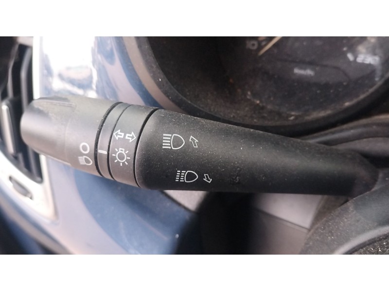 Recambio de mando luces para fiat 500l (351_, 352_) 1.4 (199lyb1b) referencia OEM IAM   