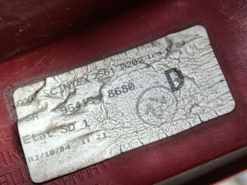 Recambio de piloto trasero derecho para peugeot 407 sw (6e_, 6d_) 2.0 referencia OEM IAM 6351T3  