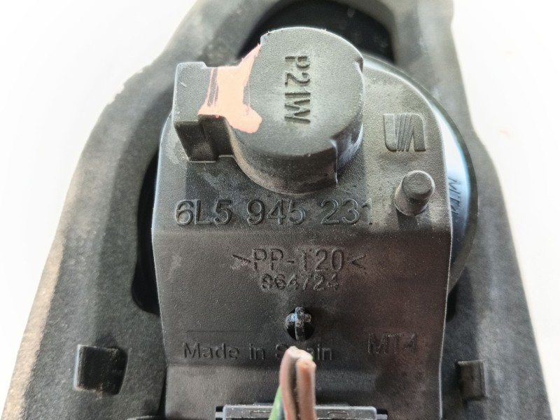 Recambio de piloto trasero derecho interior para seat cordoba (6l2) 1.9 sdi referencia OEM IAM 6L5945108  