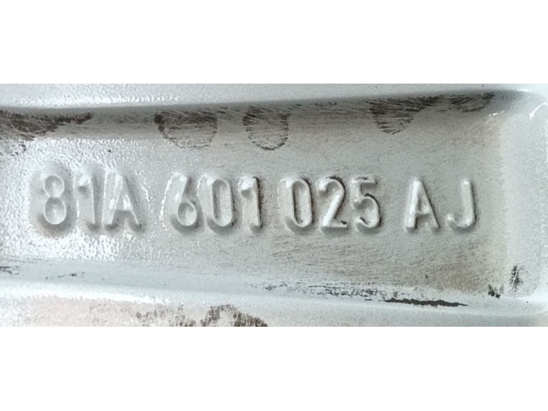 Recambio de llanta para audi q2 (gab, gag) 30 tdi referencia OEM IAM   