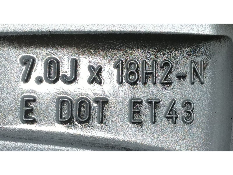 Recambio de llanta para audi q3 (f3b) 35 tdi referencia OEM IAM   