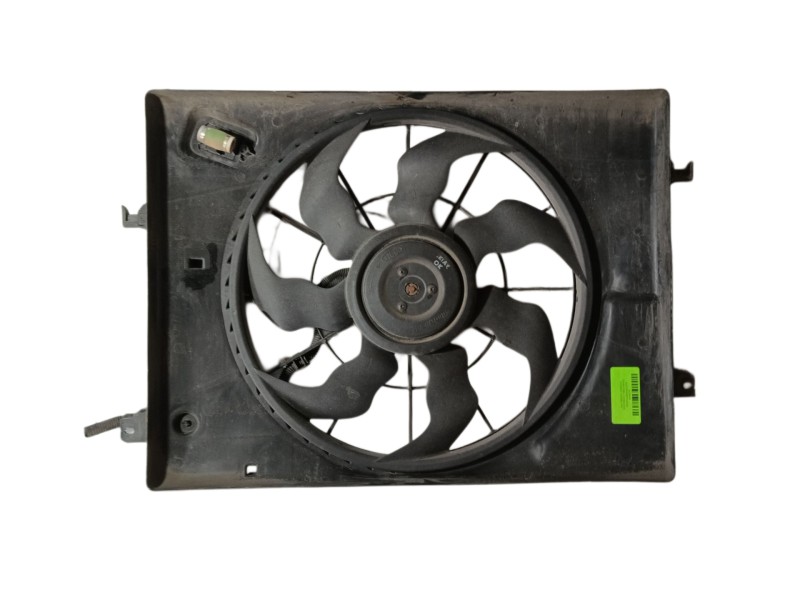 Recambio de electroventilador para hyundai tucson (jm) 2.0 crdi referencia OEM IAM 253861F380 / 253801F251  