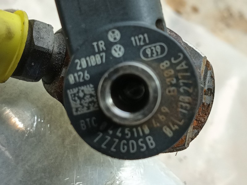 Recambio de inyector para seat ateca 5fp / fdffax0 khp8pz xperience at referencia OEM IAM 04L130277AC 0445110469 