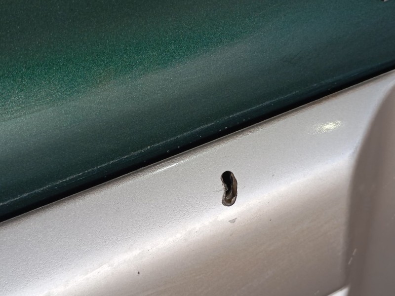 Recambio de puerta delantera derecha para suzuki grand vitara i (ft, ht) 2.0 hdi 110 4x4 (sq 420d) referencia OEM IAM 6800165832