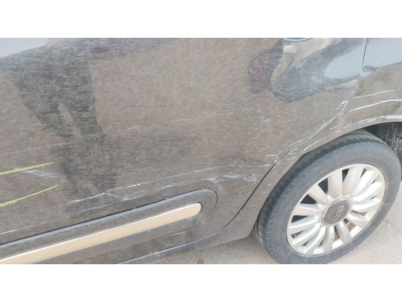 Recambio de puerta trasera izquierda para fiat 500l (351_, 352_) 1.3 d multijet (199lxy1a, 199lxy11) referencia OEM IAM   