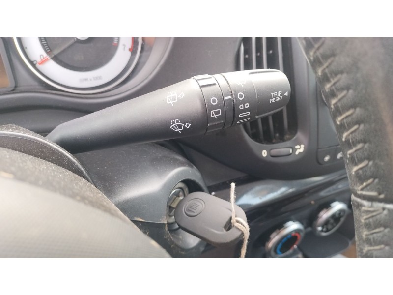 Recambio de mando limpia para fiat 500l (351_, 352_) 1.3 d multijet (199lxy1a, 199lxy11) referencia OEM IAM   