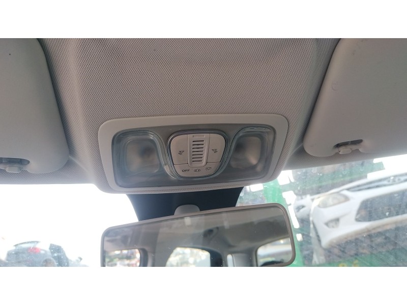 Recambio de luz interior delantera central para fiat 500l (351_, 352_) 1.3 d multijet (199lxy1a, 199lxy11) referencia OEM IAM   