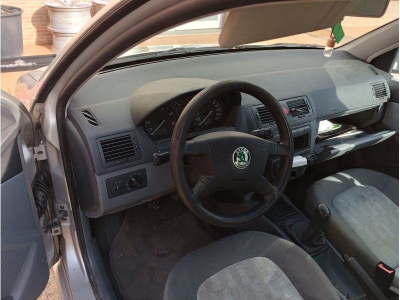 skoda fabia i (6y2) del año 2003