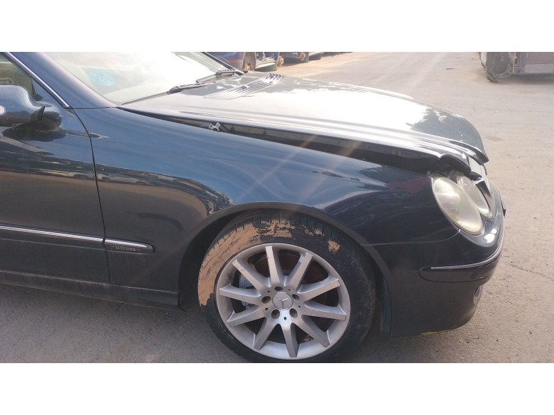 Recambio de aleta delantera derecha para mercedes-benz clk (c209) clk 280 (209.354) referencia OEM IAM   