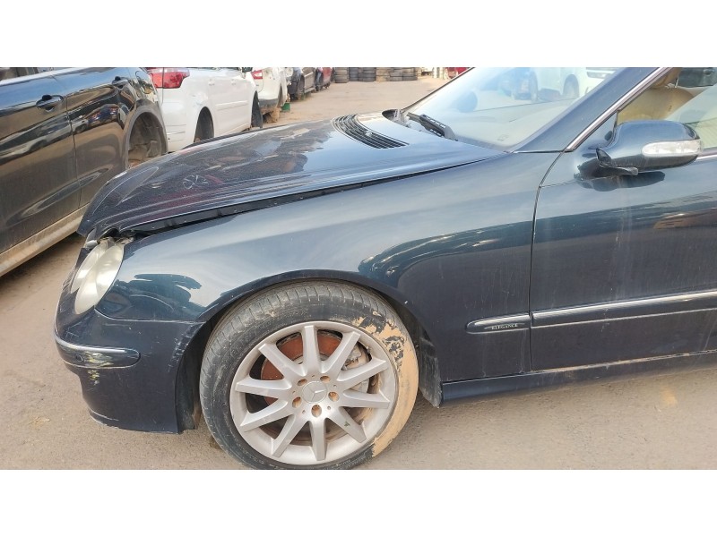 Recambio de aleta delantera izquierda para mercedes-benz clk (c209) clk 280 (209.354) referencia OEM IAM   