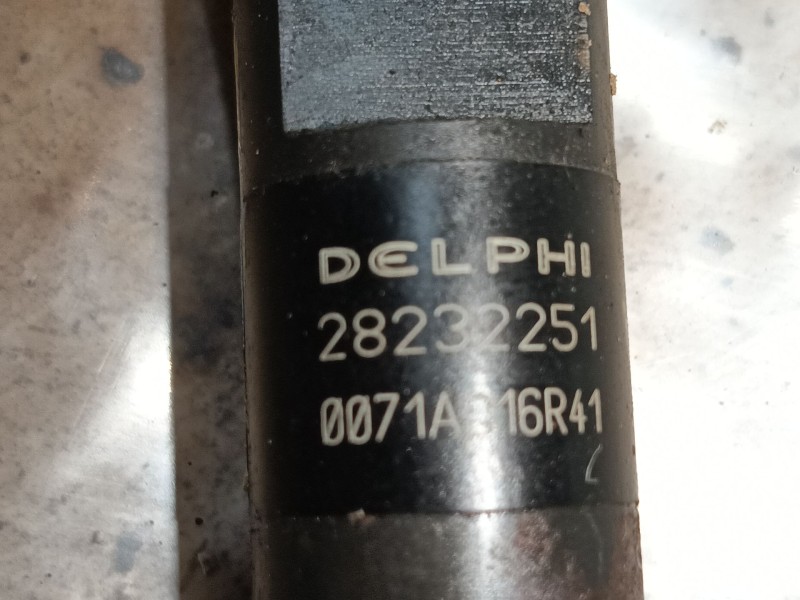 Recambio de inyector para dacia duster (hs_) 1.5 dci referencia OEM IAM 166001137R 28232251 