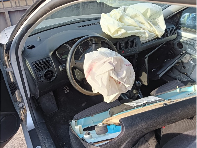 volkswagen golf iv (1j1) del año 2002