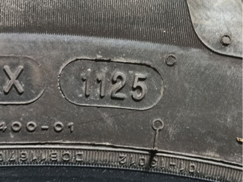 Recambio de neumatico para » otros... modelos referencia OEM IAM   