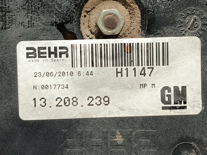 Recambio de electroventilador para opel combo tour 1.3 cdti 16v referencia OEM IAM 13208239  