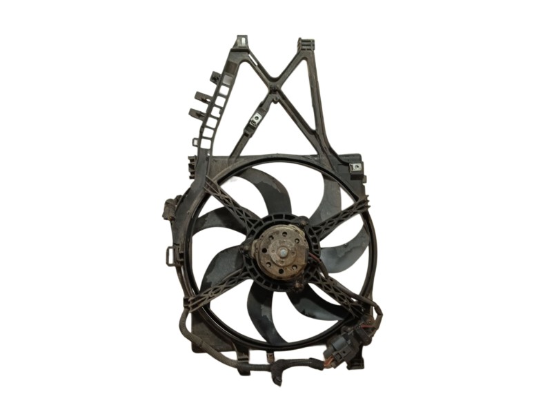 Recambio de electroventilador para opel combo tour 1.3 cdti 16v referencia OEM IAM 13208239 0017734 