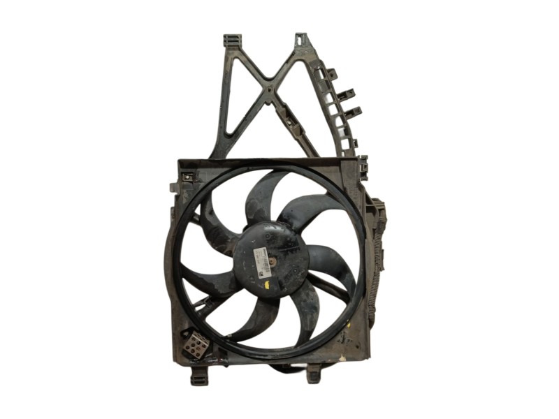 Recambio de electroventilador para opel combo tour 1.3 cdti 16v referencia OEM IAM 13208239 0017734 