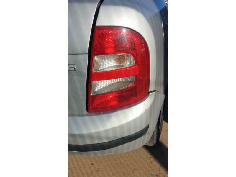 Recambio de piloto trasero derecho para skoda fabia i (6y2) 1.9 tdi referencia OEM IAM   