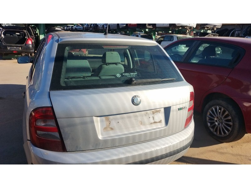Recambio de porton trasero para skoda fabia i (6y2) 1.9 tdi referencia OEM IAM   