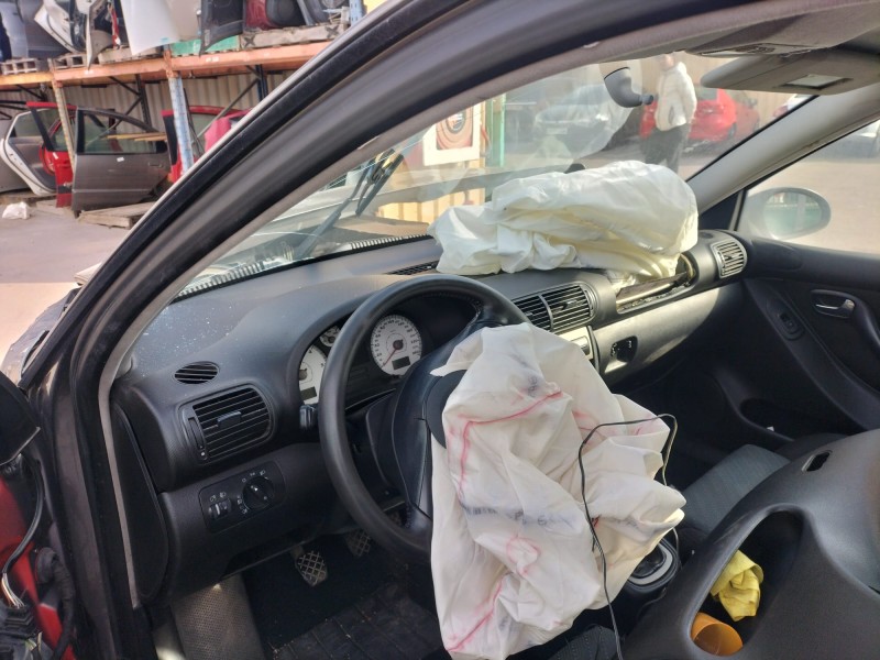 seat leon (1m1) del año 2003