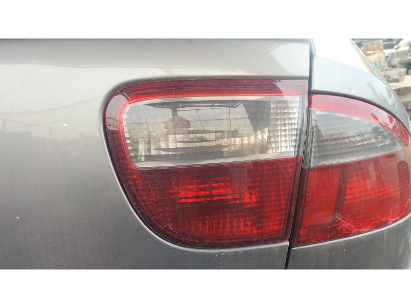 Recambio de piloto trasero derecho interior para seat leon (1m1) 1.9 tdi referencia OEM IAM 1M694510801C  