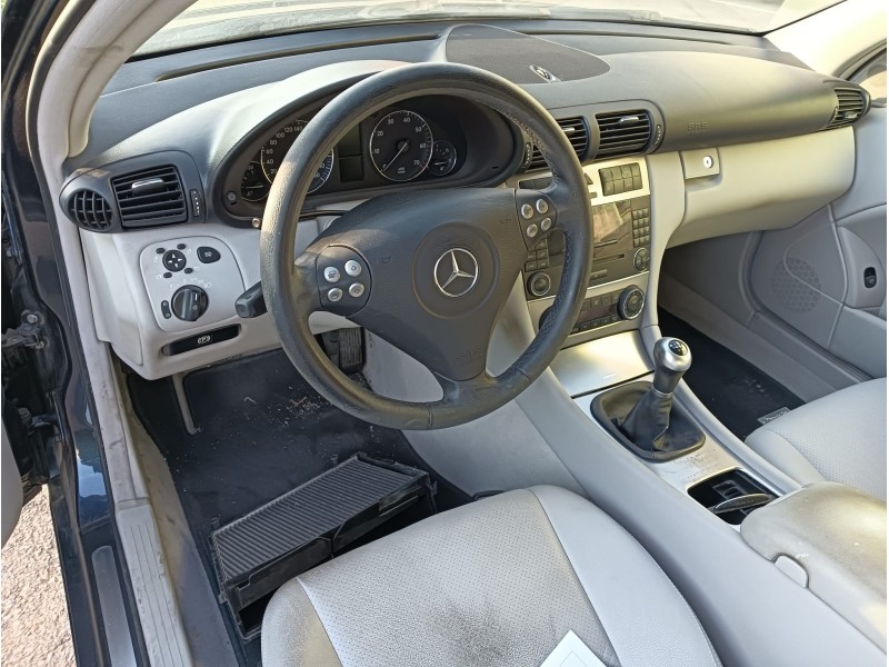 mercedes-benz clase c coupé (cl203) del año 2005