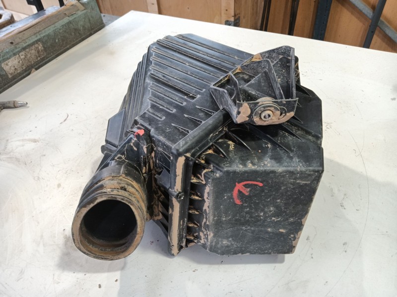 Recambio de soporte filtro aire para jaguar e-pace (x540) 2.0 d180 awd referencia OEM IAM   