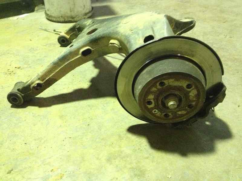 Recambio de brazo suspension inferior trasero derecho para mercedes-benz vito (w638) combi 108 cdi (638.194) referencia OEM IAM 