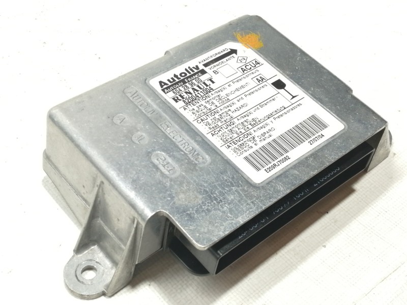 Recambio de centralita airbag para renault megane ii familiar authentique confort referencia OEM IAM 8200411004  