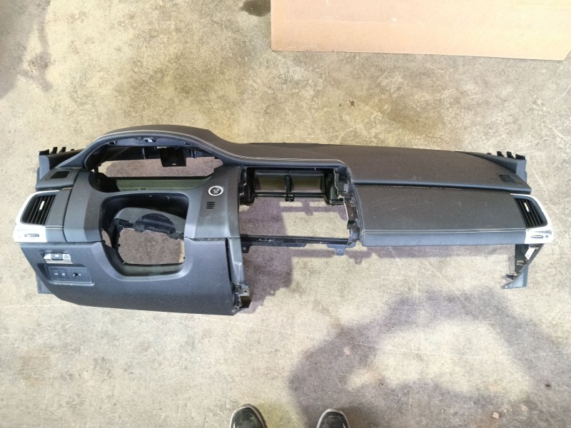 Recambio de salpicadero para jaguar e-pace (x540) 2.0 d180 awd referencia OEM IAM   