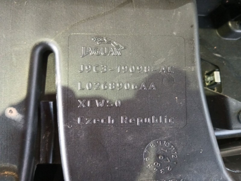 Recambio de salpicadero para jaguar e-pace (x540) 2.0 d180 awd referencia OEM IAM   